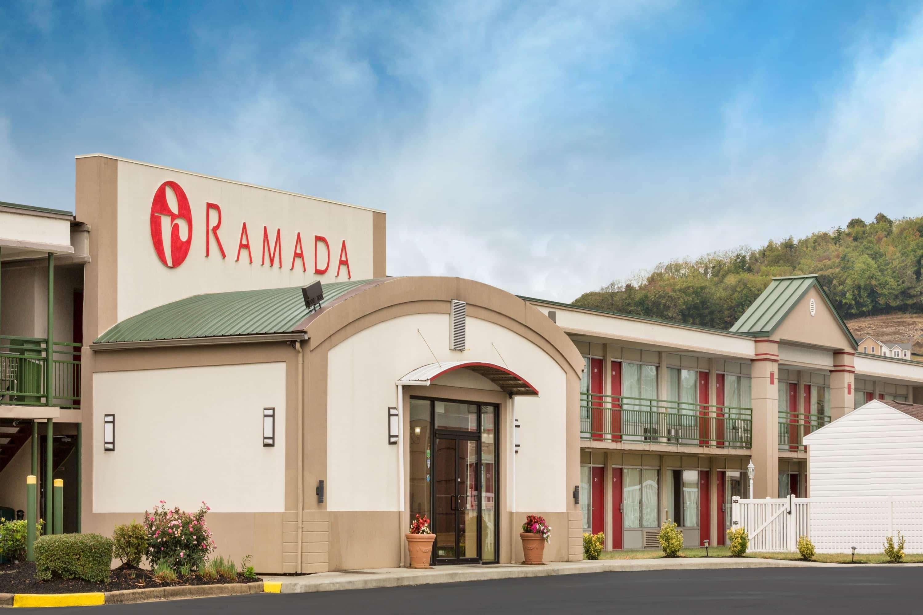 Hampton Inn Smithfield Selma, Nc Bagian luar foto
